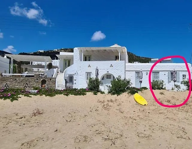 Merope Seaside House 度假居